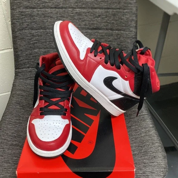 WMNS  ARI JODAN 1 HIGH OG women - Picture 6 of 8